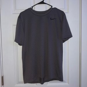 Men’s Nike Dri Fit T Shirts - M